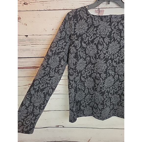 Talbots Black Floral Jacquard Button Down Back Accents Long Sleeve Top SZ Medium - Picture 8 of 9
